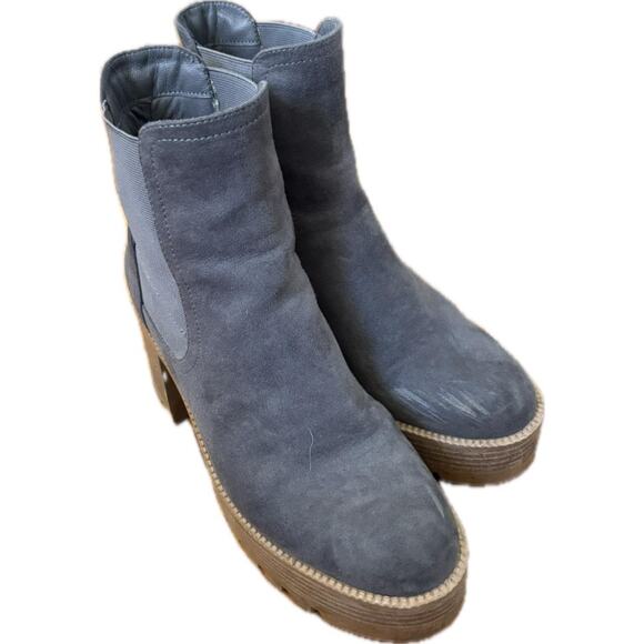 BP Nordstrom Jillyan Chelsea Boots Grey Suede Platform Size 9 - Picture 3 of 5